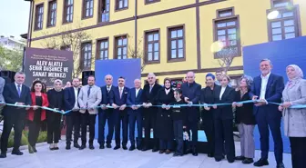 Bakan Göktaş: Alev Alatlı çağın ötesinde eserler üretti