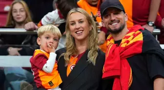 Dries Mertens, Trabzonspor Maçında Plaket ve Forma Aldı