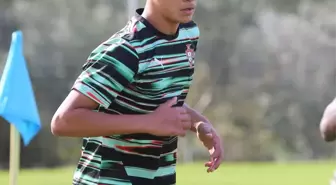 16 Yaş Altı Futbol Milli Takımı İngiltere'yi Yenerek Turnuvada İkinci Galibiyetini Aldı