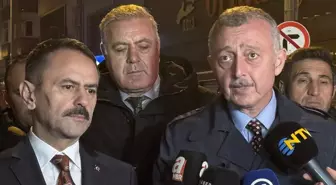 Kocaeli'de Çöken Apartman Bölgesinde Acil Çalışmalar Başlatıldı