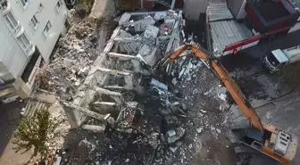 Enkaz Kaldırma Çalışmaları Dronla Görüntülendi