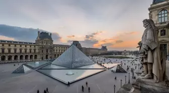 Louvre Müzesi'nde Ek Güvenlik Önlemleri Alınıyor