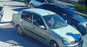 Antalya'da Motosiklet Kazası: Sürücü Yaralandı