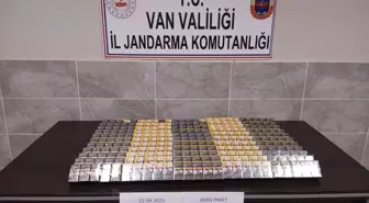 Van'da Gümrük Kaçağı Sigara ve Malzeme Ele Geçirildi