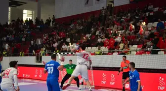 A Milli Hentbol Takımı, Güney Kıbrıs'ı 35-19 ile Geçerek İkinci Tura Yükseldi