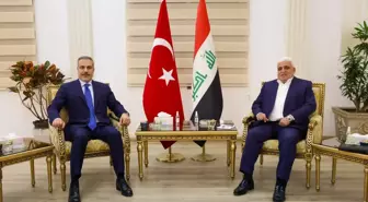 Dışişleri Bakanı Hakan Fidan Irak'ta Haşdi Şabi Komisyonu Başkanı ile Görüştü
