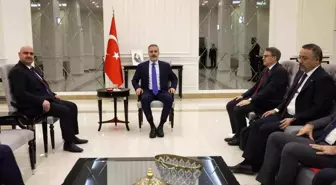 Dışişleri Bakanı Hakan Fidan, Irak Türkmen Cephesi ile Görüştü