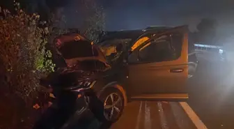 Bolu'da Traktör ile Kamyonetin Çarpışması: 5 Yaralı