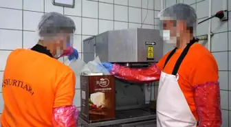 Kırıkkale'de Hükümlüler Süt İşleme Tesisinde Meslek Ediniyor