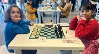 Vize'de Kurtuluş Kupası Satranç Turnuvası Sürüyor