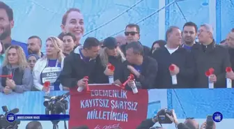 CHP Genel Başkanı Özgür Özel İstanbul Maratonu'na Katıldı