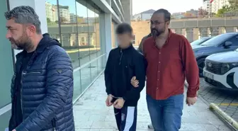 Samsun'da Bıçaklı Kavga: 18 Yaşındaki Genç Yaralandı, 2 Şahıs Gözaltına Alındı