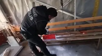 Ağrı'da İran Plakalı Otobüste 8 Kilogram Uyuşturucu Ele Geçirildi