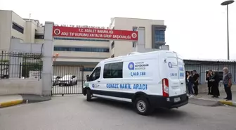 Antalya'da Skuterle Giderken Bıçaklanan Kişi Hayatını Kaybetti
