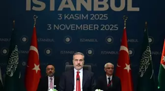 Dışişleri Bakanı Hakan Fidan İstanbul'da Gazze Konulu Toplantı Düzenledi