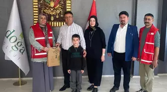 Küçük Öğrenciden Büyük Dayanışma: Osman Hulusi Ersoy Gazze İçin Yardım Topladı