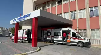 Söke'de Kamyon Devrildi: 3 Yaralı