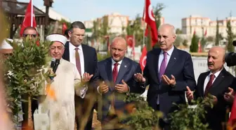 TBMM Başkanı Kurtulmuş, Adıyaman'da Deprem Şehitleri Mezarlığı'nı ziyaret etti
