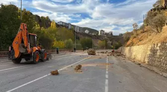 Ovacık Karayolunda Kaya Düşme Önlemleri İçin Çalışmalar Başlatıldı