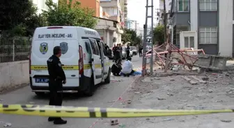 Adana'da İnşaatta Yıkılan İskelede 1 İşçi Hayatını Kaybetti