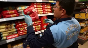 Mersin'de Zabıta Denetimlerinde Son Kullanma Tarihi Geçmiş Gıdalar Ele Geçirildi