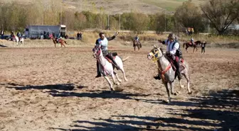 Bayburt ve Erzincan Atlı Spor Kulüpleri Arasında Dostluk Müsabakası