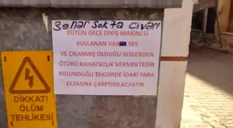 Mahalle Sakinlerinden Gürültüye Dikiş Makinesi Afişi