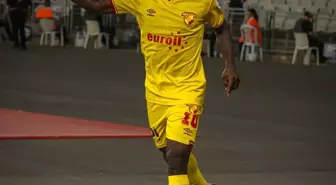 Göztepe'de Olaitan'a Sert Eleştiri: 'Amatör Gibi Oynuyor'