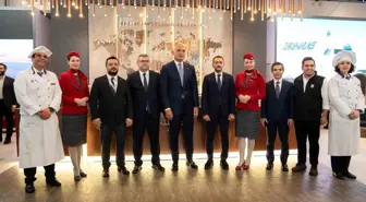 Bakan Ersoy, Londra Turizm Fuarı'nda Türkiye'nin Turizm Hedeflerini Açıkladı