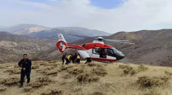 Uçurumdan Düşen Kişi Ambulans Helikopterle Hastaneye Ulaştırıldı