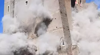 Roma dönemine ait kale tadilat sırasında çöktü! Bir işçi hayatını kaybetti