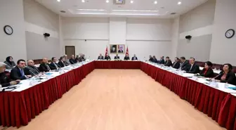 Vali Aktaş açıkladı: 'Enkazdan kurtarılan Dilara yoğun bakımdan çıktı'