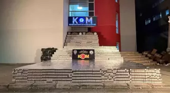 Adana'da 105 Bin Paket Kaçak Sigara Ele Geçirildi