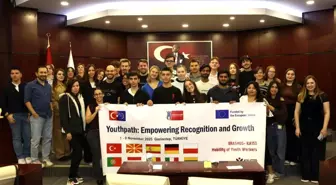Gaziantep'te Erasmus+ Projesi Kapsamında Türk ve Yabancı Öğrenciler Buluştu