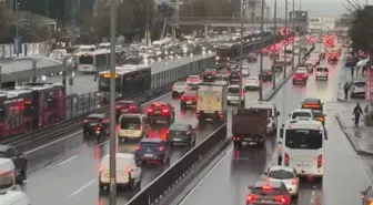 İstanbul'da trafik yoğunluğu yüzde 90'a ulaştı