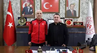 Bilecikli Antrenör Mesur Düş, Deaflympics Yaz Oyunları'nda Türkiye'yi Temsil Edecek