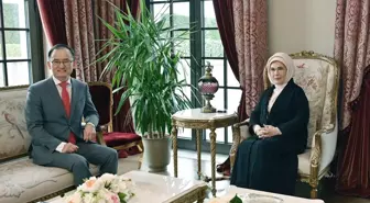 Emine Erdoğan, Çin'in Ankara Büyükelçisi ile bir araya geldi