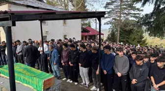 Giresun'da Genç Futbolcu Samet Şahin Motosiklet Kazasında Hayatını Kaybetti