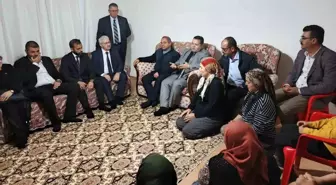 MHP'den Salihli'ye 'Hayırlı Günler Komşum' Ziyareti