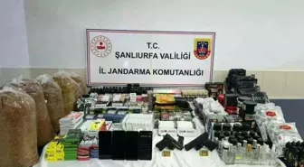 Şanlıurfa'da Jandarma Operasyonu: Gözaltılar ve Kaçak Ürünler