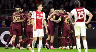 Galatasaray, Ajax'ı 3-0 Mağlup Ederek Şampiyonlar Ligi'nde İhtişamla İlerliyor
