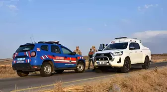 Şanlıurfa'da Yol Kenarında Erkek Cesedi Bulundu