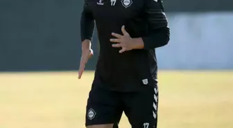 Altay'da Genç Santrfor Ünal Alihan Kavlak, İlk 11'de Şans Buluyor