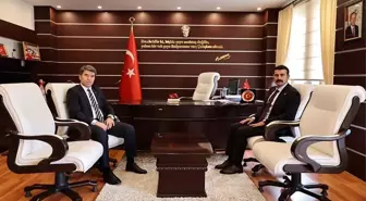 Amasya Valisi Önder Bakan, Hamamözü'nde Ziyaretlerde Bulundu