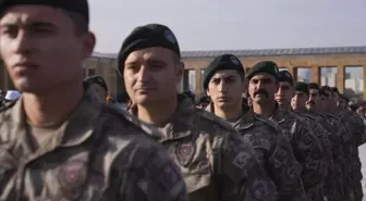 Emniyet Genel Müdürü Demirtaş ve beraberindekiler Anıtkabir'i ziyaret etti