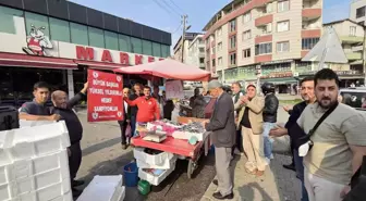 Samsun'da Fanatik Balıkçıdan Hamsi İndirimi