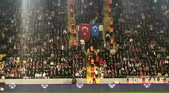 Gençlerbirliği Taraftarlarından Doğu Türkistan Destek Gösterisi