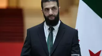 İngiltere, Suriye Cumhurbaşkanı Şara'ya uygulanan yaptırımları kaldırdı