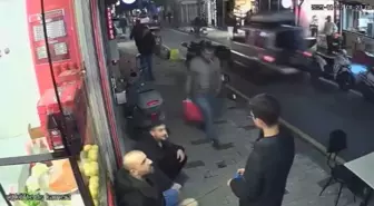 Şişli'de Cip Motosiklete Çarpıp Kaçtı