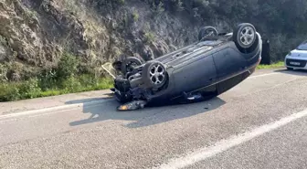Mudanya'da Kontrolden Çıkan Otomobil Ters Döndü
